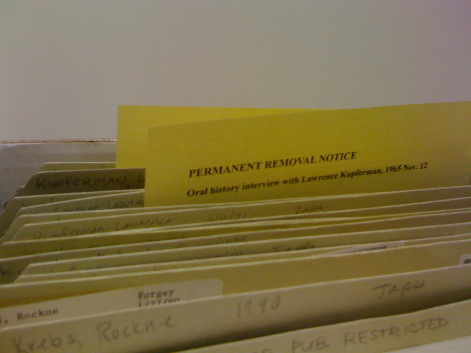 Removal notices shown within folders